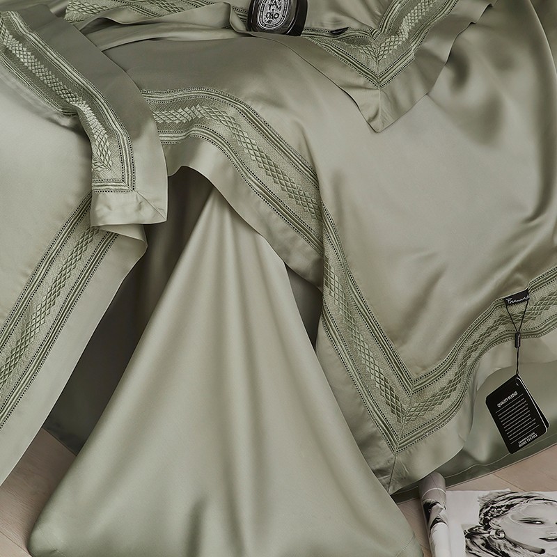 مفارش أسِرة فاخرة باللون الأخض - مراجعة Home Textiles Premium وسعره